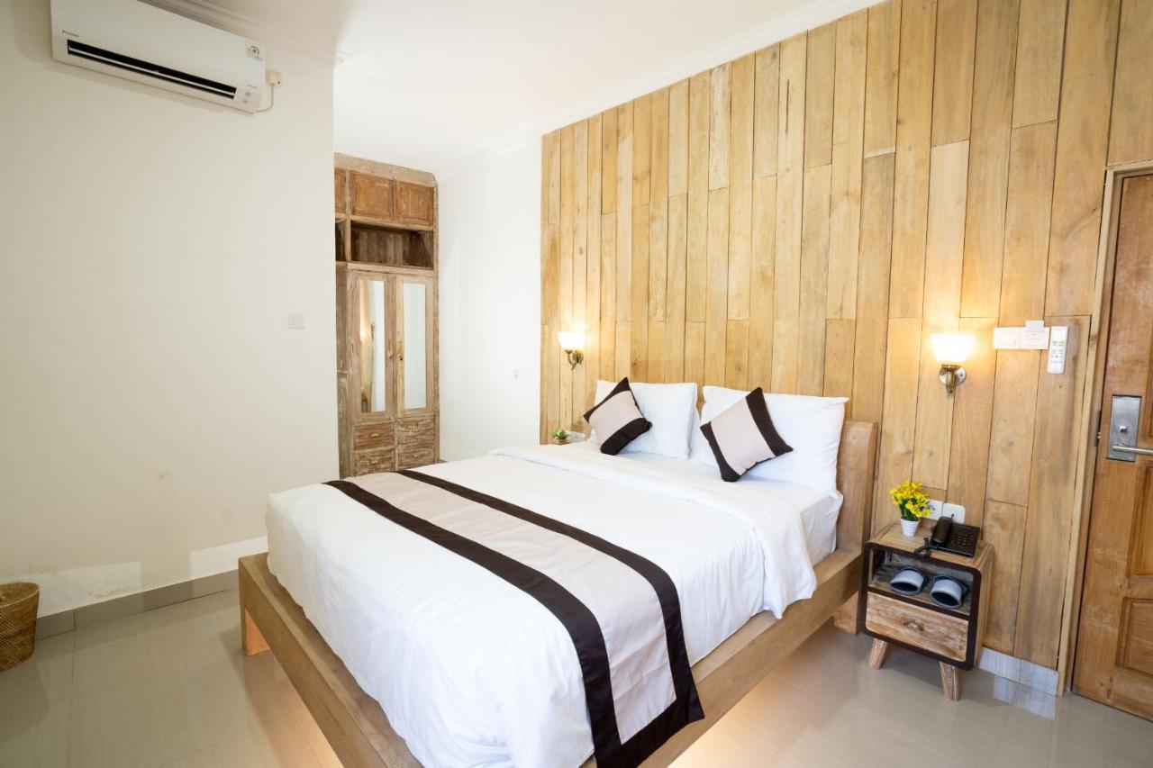 Oki Taru Residence Kuta Lombok Esterno foto