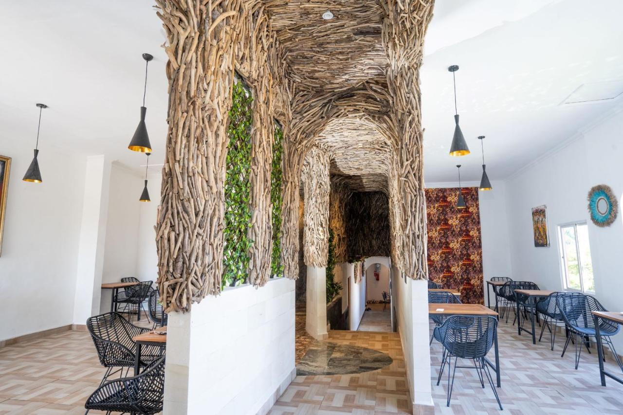 Oki Taru Residence Kuta Lombok Esterno foto